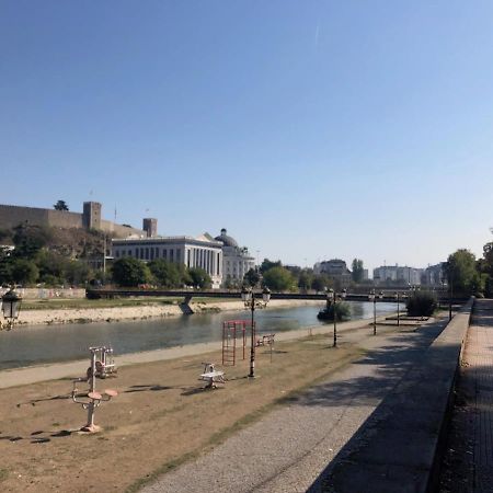 City Centre River View Apartment Skopje Ngoại thất bức ảnh